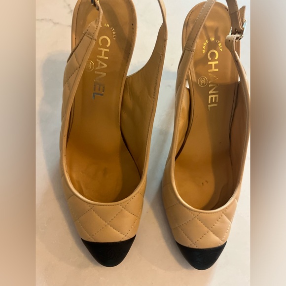 Chanel Quilted Slingback Heels - Picture 4 of 7